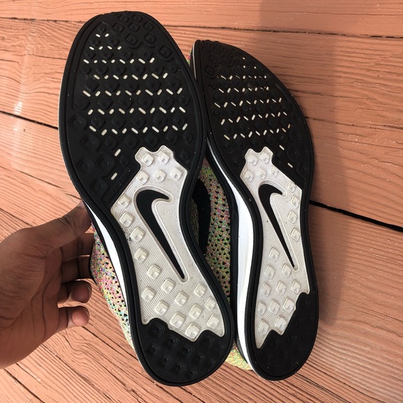 Nike Flyknit Racer 3.0 MULTICOLOR - Picture 4 of 4